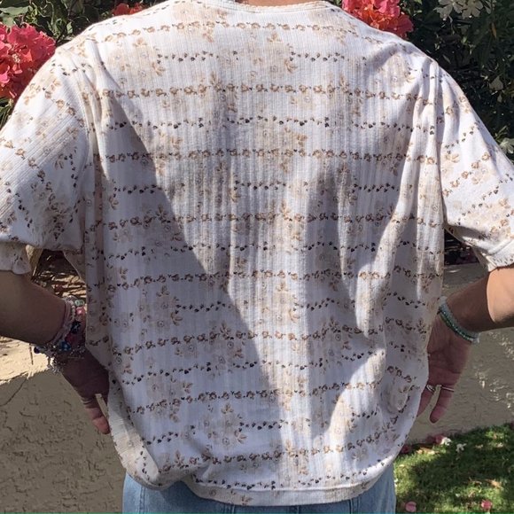 Floral Pattern Shirt - Picture 2 of 2